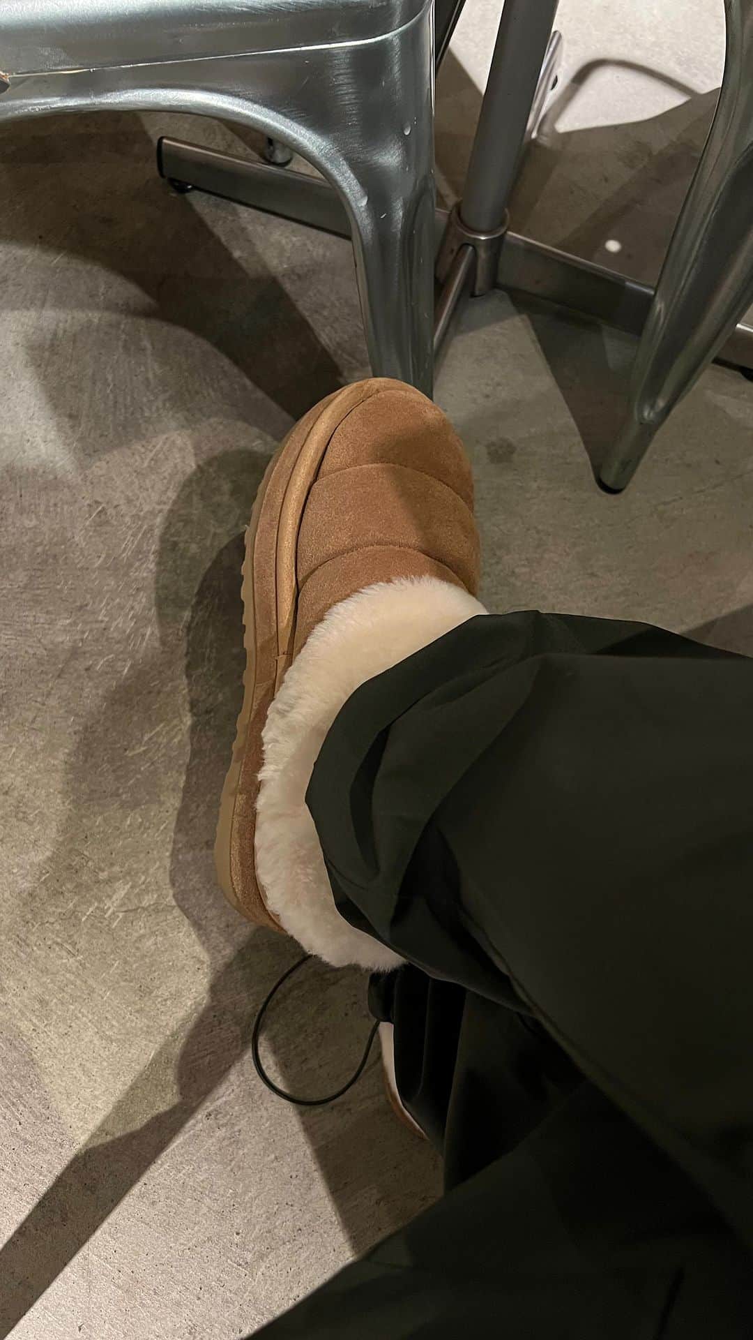 ちゃきのインスタグラム：「ずーっと長年愛用しているもの、 最近使い始めたものまでまとめてみました！ どれもお気に入り(๑ᴖ◡ᴖ๑)ㅎㅎㅎ  #outfit #outfitideas #冬コーデ」
