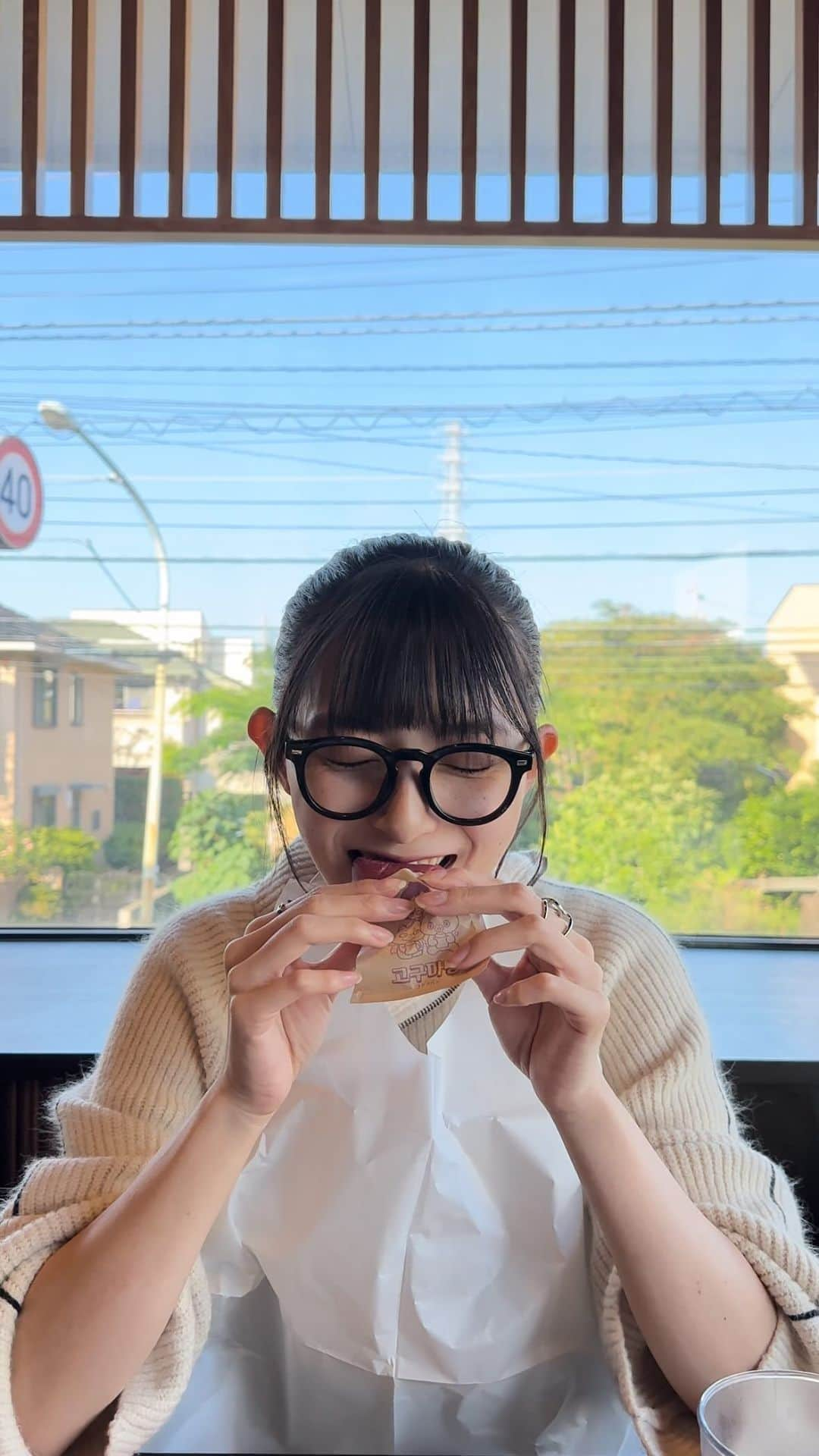 中澤瞳のインスタグラム：「趣味は美味しいものを食べること！ 特技は美味しく食べること！ 好きな食べ物は ラーメン、牛肉、にんにく、あたりめ！」