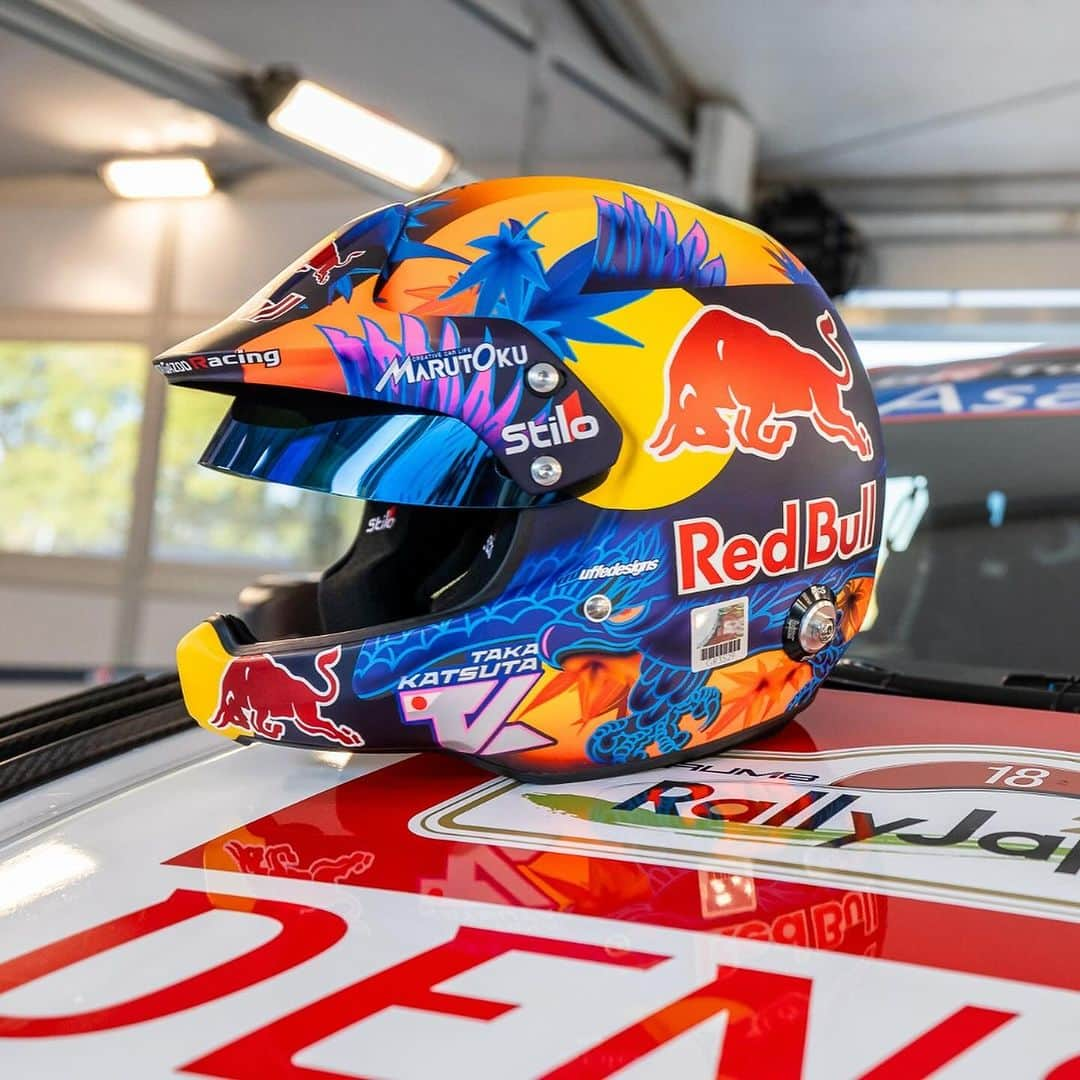 勝田貴元さんのインスタグラム写真 - (勝田貴元Instagram)「Special helmet for my home rally in Japan 🇯🇵 #RallyJapan Big thanks to @uffedesigns and @stilo_official , @redbulljapan !! 今年も #ラリージャパン 特別仕様のヘルメットで👊   #GivesYouWings  #翼を授ける #RedBull  #Uffedesign @officialwrc   📸 @timoanisphotography」11月15日 19時48分 - takamotokatsuta