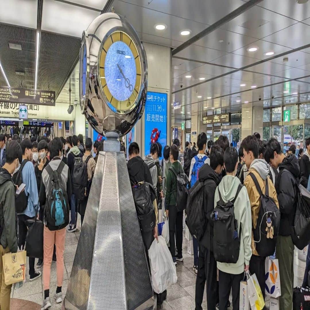 東京観光専門学校さんのインスタグラム写真 - (東京観光専門学校Instagram)「#鉄道サービス学科 1年生 #名古屋研修 より東京に戻ってきました🚄  どんな学びがあったでしょうか🤓 お疲れ様でした🩵 #東京観光専門学校　#研修旅行　#名古屋　#鉄道専門学校　#鉄道好き」11月15日 20時11分 - tokan_1967