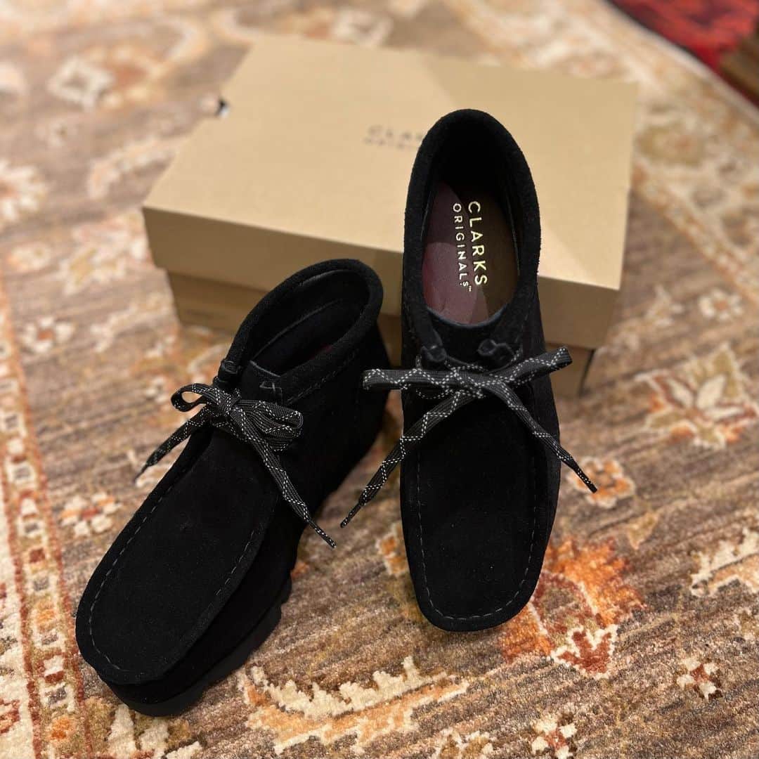 のインスタグラム：「. 〈CLARKS〉 No：13-32-0023 ¥ 34,100 	 (税込価格)	 .	 －－－－－－－－－－－－－－－－－－－－－－－	  いつもご覧頂き誠にありがとうございます。	 通信販売も承っておりますので、	 お気軽にお問い合わせ下さいませ。	 .	 また商品のお問い合わせのみ、	 ダイレクトメッセージにてご質問を承っております。	 .	 ※営業時間のみの返答となりますので、	 お時間がかかる可能性もございます。	 .	 ビームス ボーイ 原宿	  －－－－－－－－－－－－－－－－－－－－－－－	 information:03-5770-5550	 	 #beams	 #beamsboy	 #ビームス	 #ビームスボーイ	 #tokyo	 #harajuku	 #beamsboyharajuku」