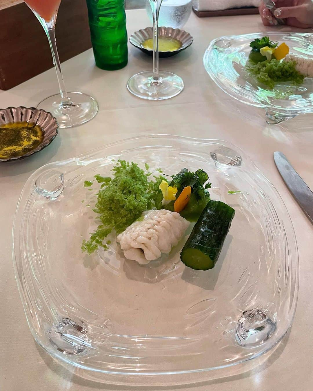 杉浦みずきのインスタグラム：「大好きな友達のお祝いランチ🥂 京都の八坂近くの素敵なフレンチで✨⛩️」