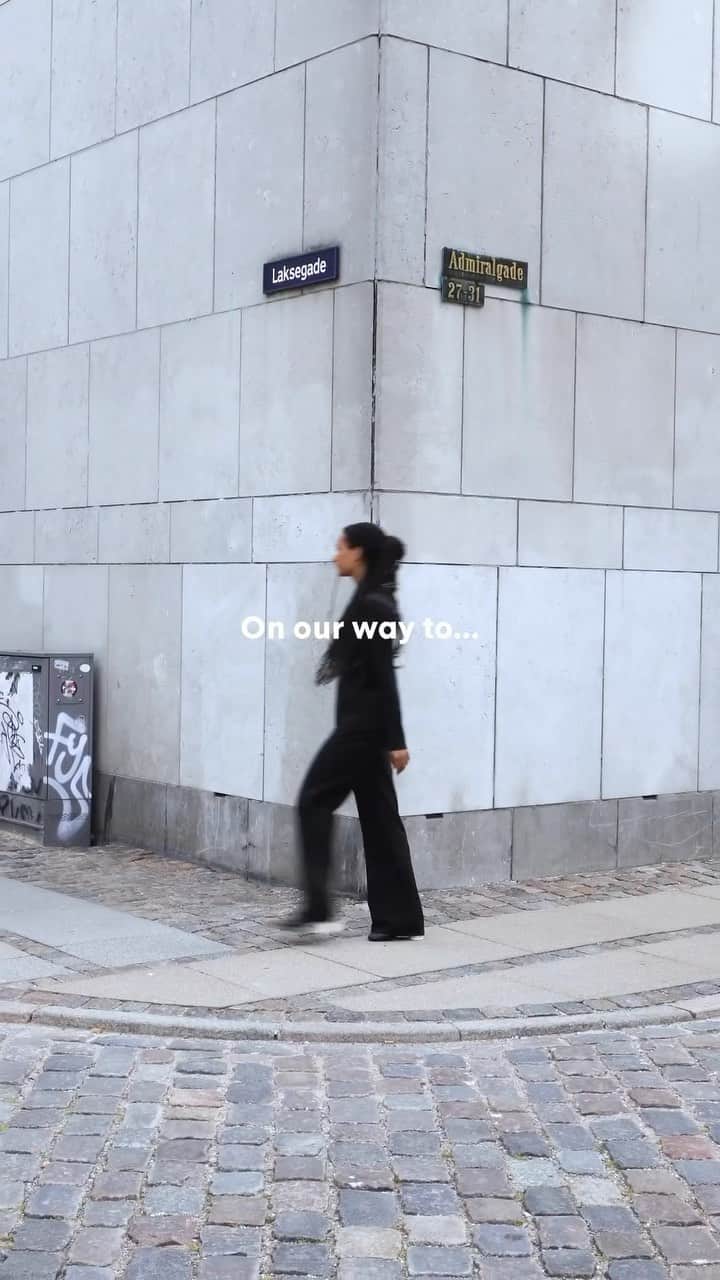 マッツノーガードのインスタグラム：「On our way to…」