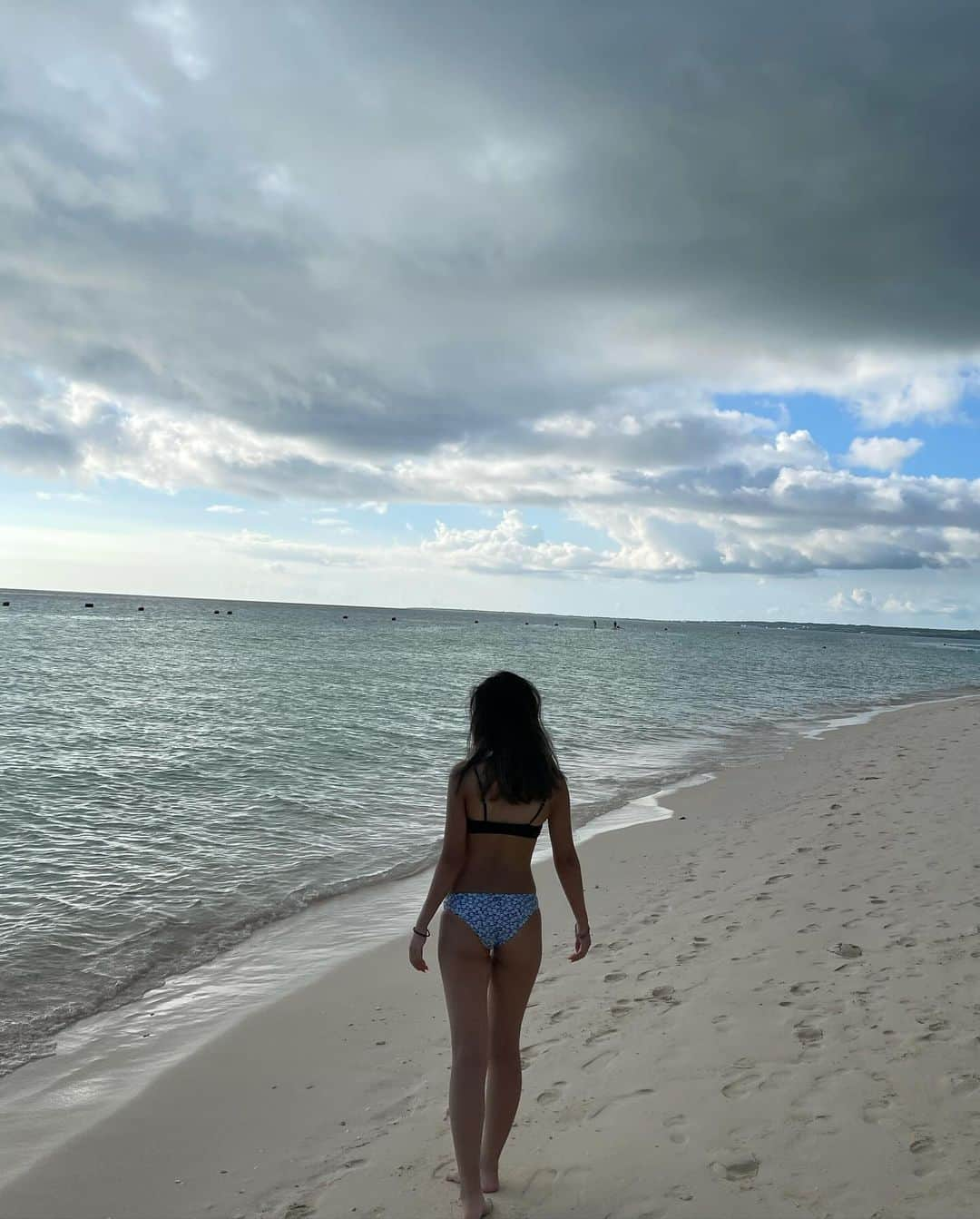 MISAさんのインスタグラム写真 - (MISAInstagram)「🌱🩵  #miyakojima#miyako#roxy#tb#me #beach#beachlife#beachlover」11月15日 21時11分 - summer__lana