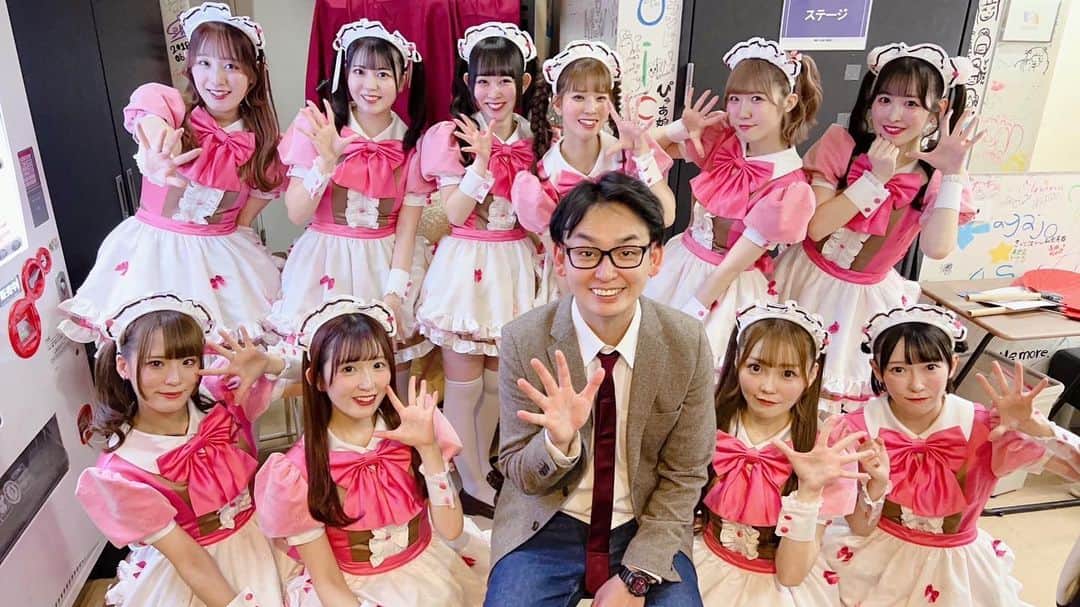 鈴木啓太のインスタグラム：「みんな頑張るし みんな可愛いし みんな元気だし みんなうるさい笑  #アキブロ  #アキブロ学園」