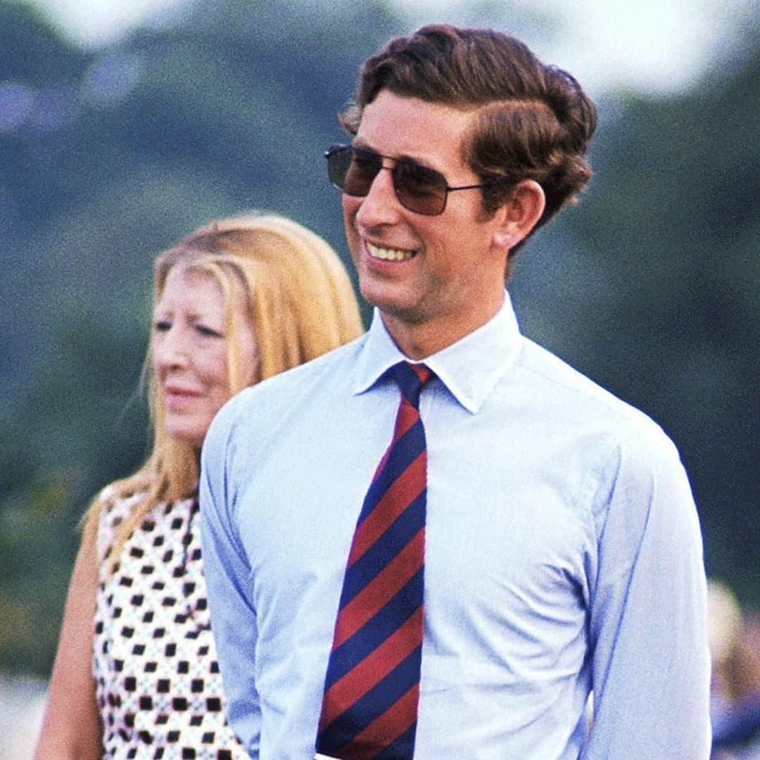 ターンブル&アッサーさんのインスタグラム写真 - (ターンブル&アッサーInstagram)「In celebration of HM The King's week of birthday festivities, we take a look back at some of his most stylish moments from his days at Ascot to the historic coronation shirt. ⁠ ⁠ “In every photo you see of HM The King, he has great style. The shirt, tie and pocket square combinations are put together so well, with a great eye for detail", says Steven Quin, our Royal Warrant holder and Head of Bespoke.⁠ ⁠ From day time dress codes to major life events, it's a privilege and a joy to dress HM The King for every occasion. ⁠ ⁠ #TurnbullandAsser⁠」11月15日 21時15分 - turnbull_asser