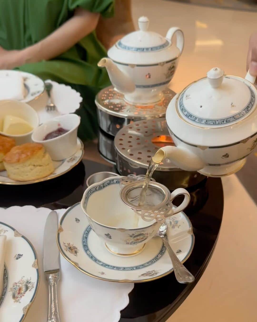 のインスタグラム：「#afternoontea🐻‍❄️」