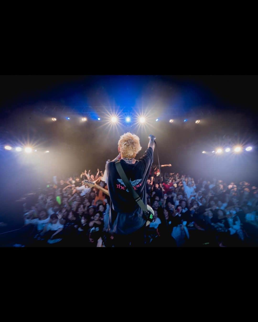 The BONEZさんのインスタグラム写真 - (The BONEZInstagram)「LZBN × 安床武士 Presents 『ROLL IN ROCK Vol.6』 @ゴリラホール大阪 有難う御座いました‼︎  photo by @eikihosomi   #thebonez」11月16日 0時00分 - the____bonez