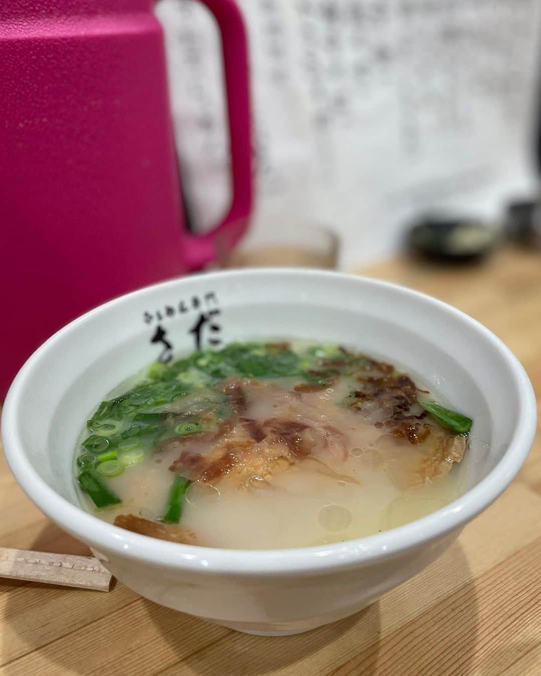 佐藤あいりさんのインスタグラム写真 - (佐藤あいりInstagram)「🍶🦃🍜🌾🍧🐖🥟🥩🥧  📍②小料理　みづき 📍③大衆やきとり頂 📍④らぁめん専門 さだ 📍⑤⑥天文館むじゃき 📍⑦⑧黒豚しゃぶ鍋　八幡 📍⑨かつ寿 📍①⓪まるはちふくれ菓子  ちなみに③のお店は 私の元バイト先  #かごっまふるさと屋台村 初期 エリア中に入ってたお店の新店舗です🫢 頂さんには、実家のような感覚で行ってる(帰ってる)笑  #鹿児島ランチ #鹿児島グルメ #鹿児島ラーメン #鹿児島居酒屋 #鹿児島」11月15日 21時24分 - satoairi101