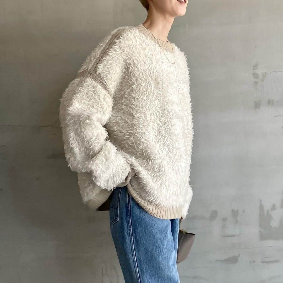 エリオポールさんのインスタグラム写真 - (エリオポールInstagram)「2023 Winter Collection  Knit  81.400yen / LAUREN MANOOGIAN   Ref: 23377004041LN Color: Ivory. Black Size: F  下記店舗にてお電話での通販を承っております。  HELIOPOLE代官山店  03 3770 6438  HELIOPOLE 札幌店  011 209 5455  @heliopole_official #HELIOPOLE  #エリオポール @laurenmanoogian #LAURENMANOOGIAN」11月15日 21時38分 - heliopole_official