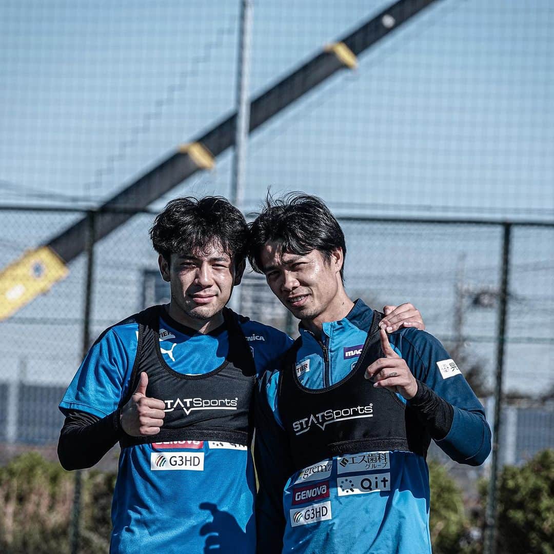 横浜FCさんのインスタグラム写真 - (横浜FCInstagram)「11月25日に向けて。  #yokohamafc #横浜FC #JLEAGUE #Jリーグ #HAMABLUE #決めるのは自分たちだ」11月15日 21時57分 - yokohamafc_official