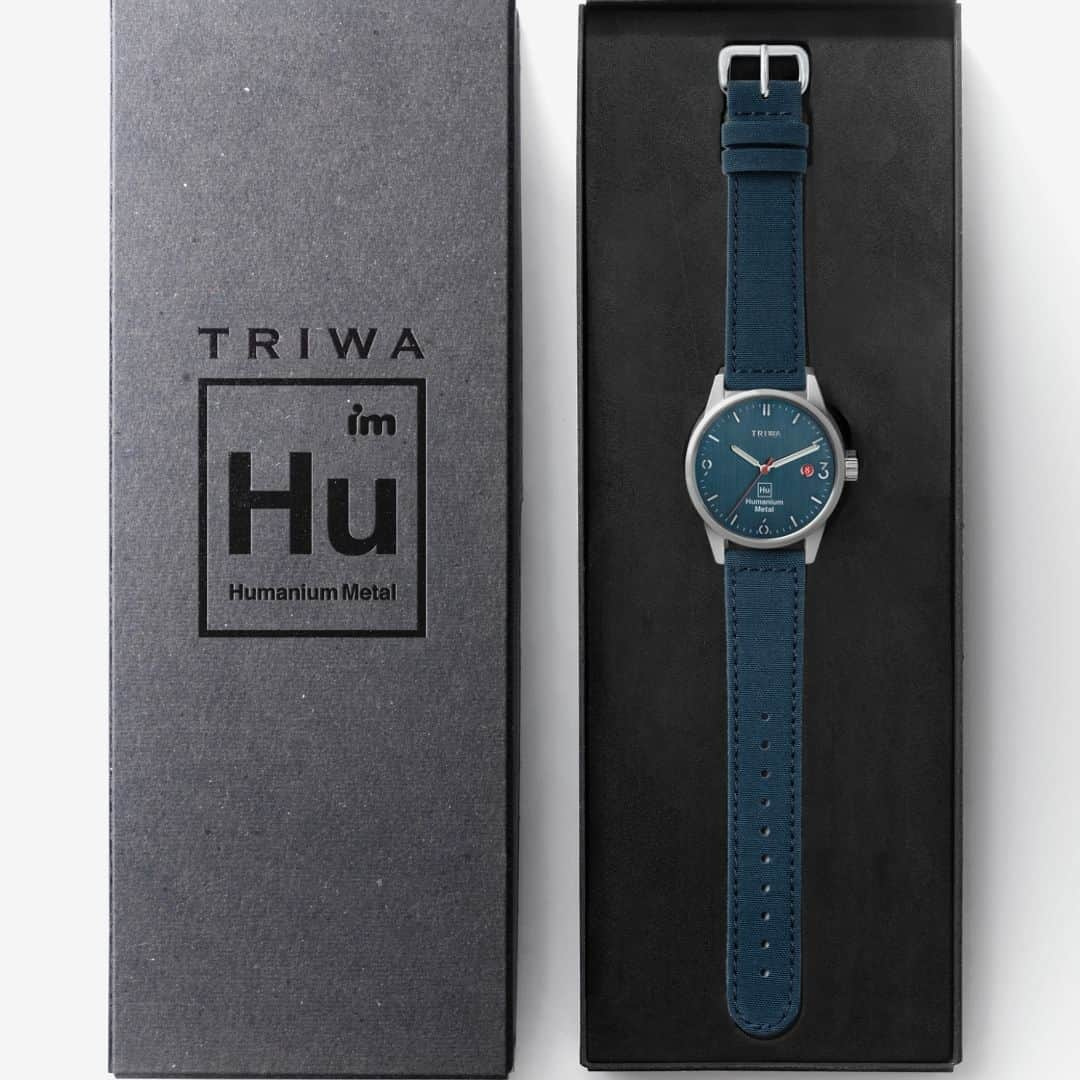 TRIWAのインスタグラム：「Help the world become a better place👥 And you can do that right now. Our watch is made from illegal weapons that have been confiscated. We have chosen to create a watch with important messages. PEACE✌ Support is provided for this cause, for every purchase made from our Humanium watches.」