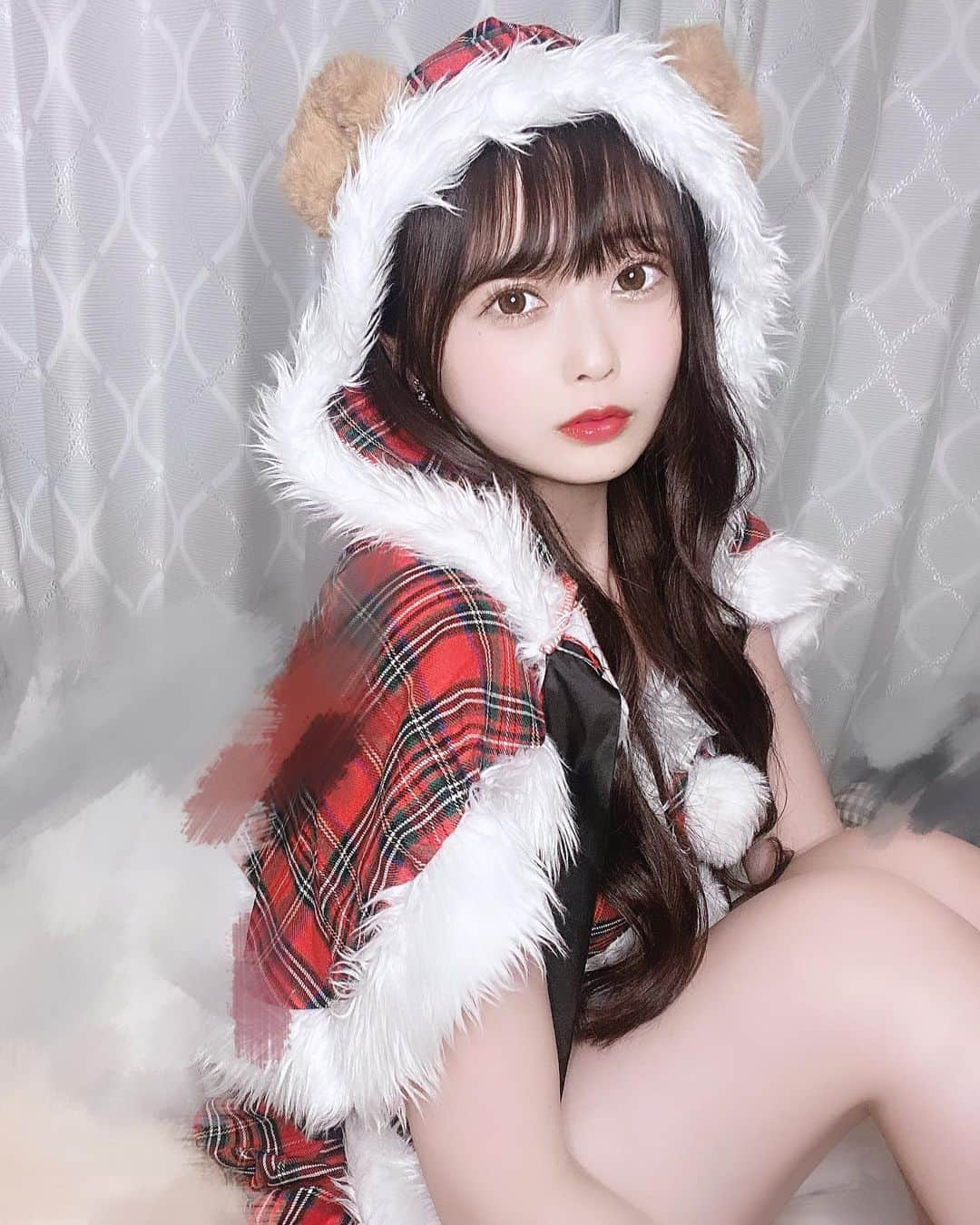 白瀬あかりのインスタグラム：「ぎゃるさんた🎅💖 #コスプレ #サンタコス #クリスマス」