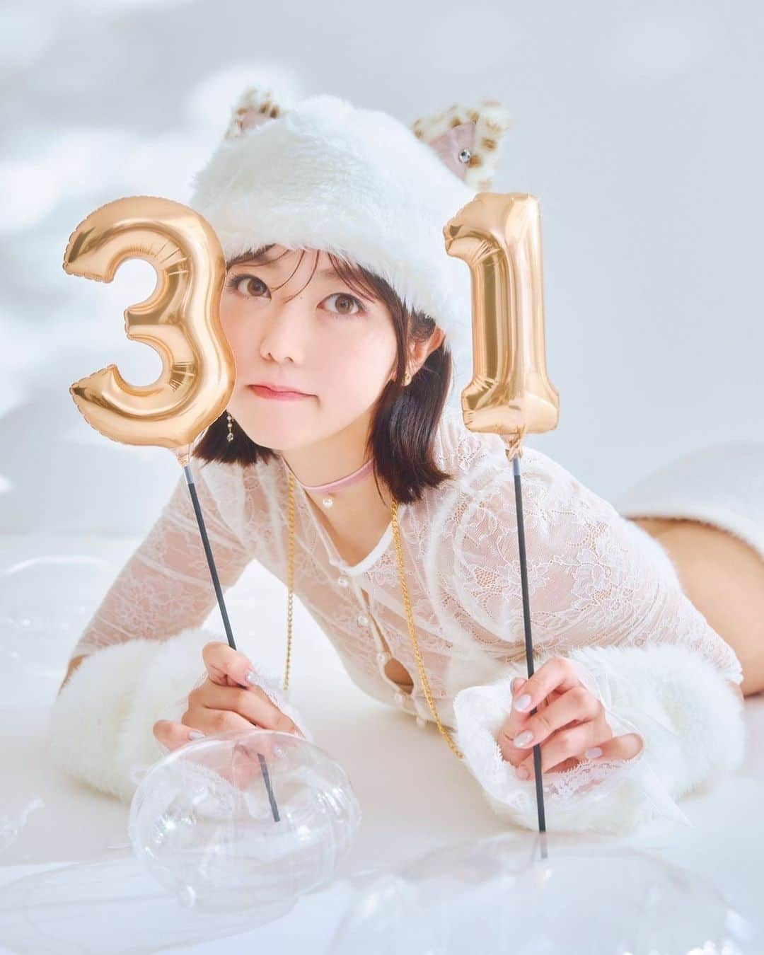 峯岸みなみのインスタグラム：「31歳になりました🎂 ファンの人にしか呼ばれてないんで恥ずかしいんですけど、みぃちゃんのみぃ＝31ということで自分の年だと思って精一杯楽しく過ごします。よろしくお願いします！！！！」