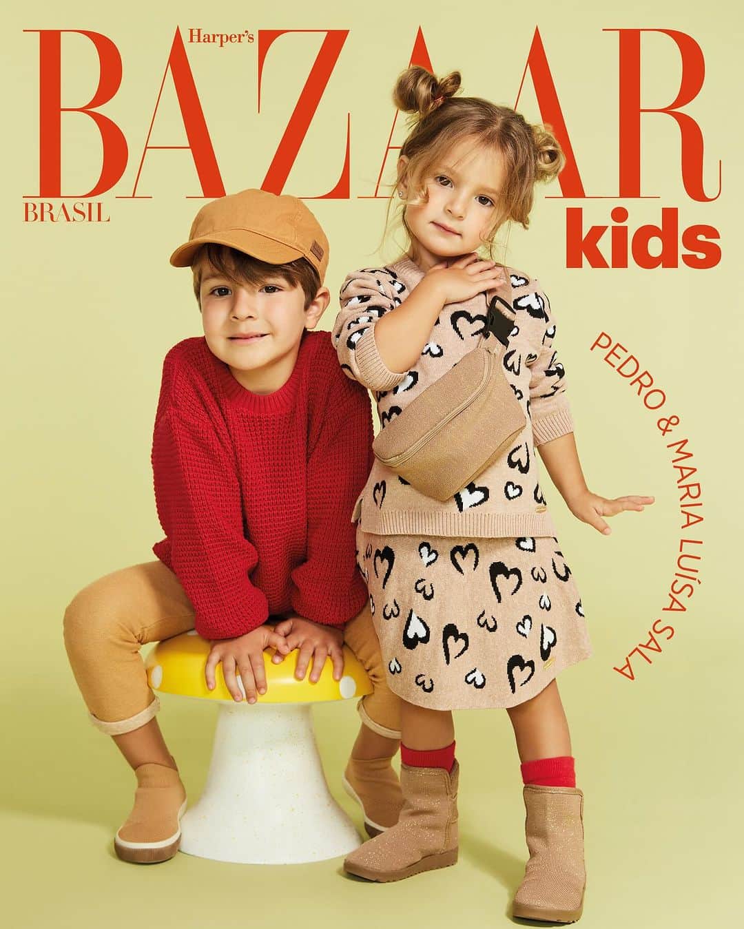 のインスタグラム：「Feriado no meio da semana combina com capa cheia de fofura! E a Bazaar Kids apresenta Pedro e Maria Luísa Sala, filhos da influencer @lalanoleto!   A duplinha deu um show a bordo dos looks da @malharia_bebelandia e comprovou que já está pronta para conquistar o mundo! 🩷💜   Fotos @afernandacirelli Edição de moda @alinevilhena_styling Beleza @patrickpontesbeautyartist Diretora de redação @patriciafavalle Diretora de arte @mariliamartins Fashion film @dus.h.m Produção executiva @alessandra.drocca Assistente de foto @ethelbraga Assistentes de moda @natygranado e luizaborgez Assistente de beleza @gisantanahair Tratamento de imagem @_nascimento_marcos Agradecimentos @cenna_visualecenografia, @meumini.mundo e @mimootoys」