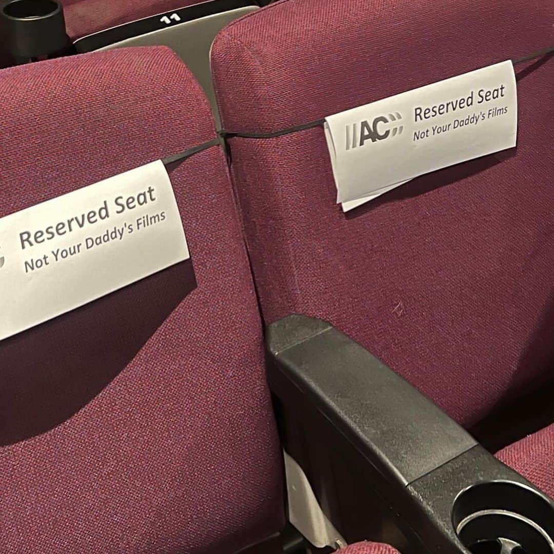 キャサリン・C・ヒューズさんのインスタグラム写真 - (キャサリン・C・ヒューズInstagram)「was honored to introduce Patty Jenkins at the 20th Anniversary screening of MONSTER w @am_cinematheque alongside @nydfilms 🤝」11月16日 9時42分 - kacehughes