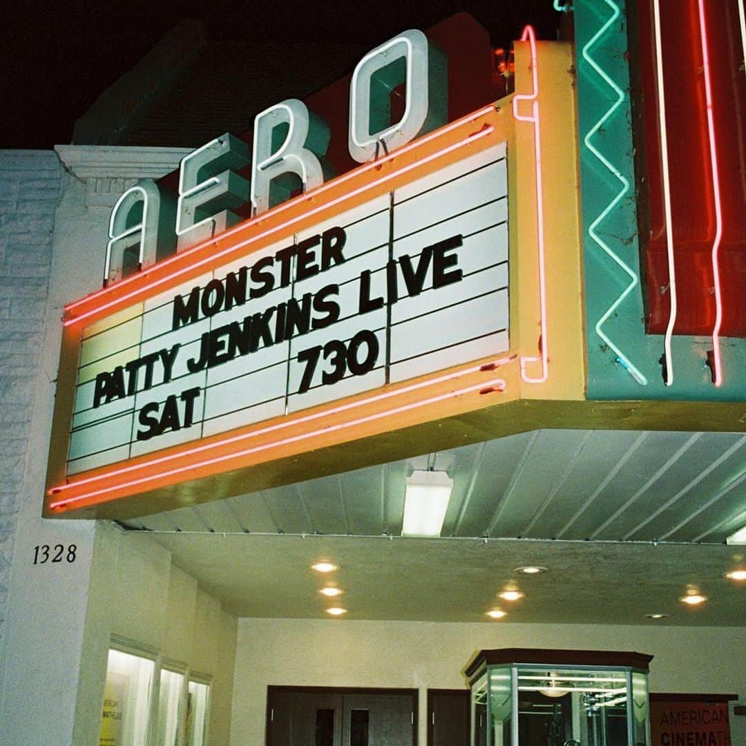 キャサリン・C・ヒューズさんのインスタグラム写真 - (キャサリン・C・ヒューズInstagram)「was honored to introduce Patty Jenkins at the 20th Anniversary screening of MONSTER w @am_cinematheque alongside @nydfilms 🤝」11月16日 9時42分 - kacehughes