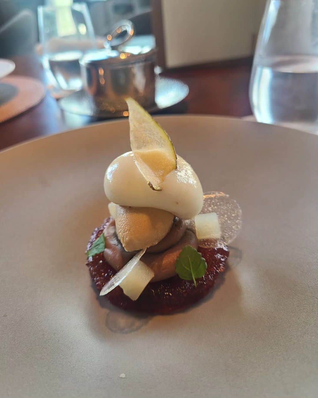 今堀恵理さんのインスタグラム写真 - (今堀恵理Instagram)「インターコンチネンタル大阪 @intercontinental.osaka  ピエールでランチ☀️🍴  昨年の淀川花火大会以来のピエールでした✨昼からシャンパン飲んでご機嫌😃⤴️⤴️  この日のコーデも @shein_japan  @sheinofficial SHEIN's Black Friday Sale 開催中 2023 ブラック フライデー セール 30万点以上の人気アイテムが限定値下げ。  アームスリーブ付きニット  22631718 ボタン付きショートパンツ 22136288  割引クーポン番号：BFJP450 使うと お買い上げ金額1～5,999円まではセール価格より15%OFF、6,000円以上は20%OFFが適用される。 利用期限：〜12月末日  #SHEINblackfriday #SHEINGoodFinds #SHEINforAll  #loveshein #ad #saveinstyle #DazyHyunA」11月16日 9時12分 - eriimahori