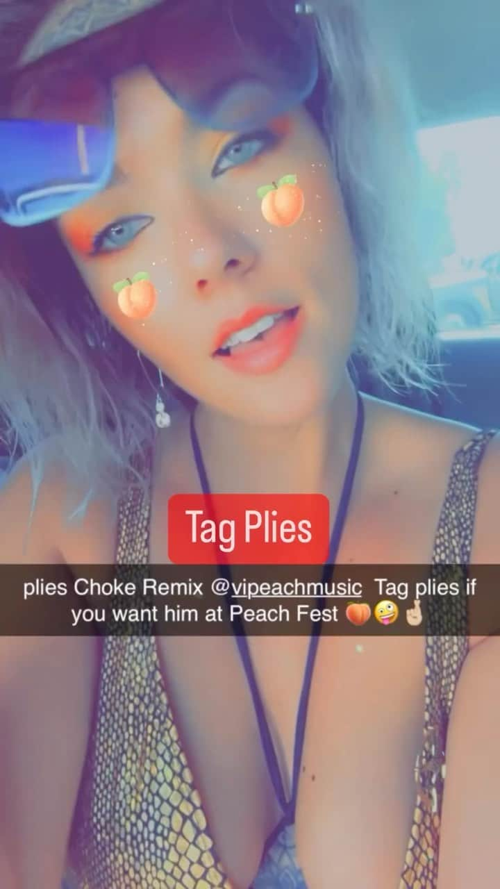 プライズのインスタグラム：「I Need Y’all Help Did She Snap Or Not???? Hearing A Female On This Bih Kinda Made Me Horny Bih!!! 🤣🤣🤣🤣🤣 #Plies #KingCircleHat #Choke」