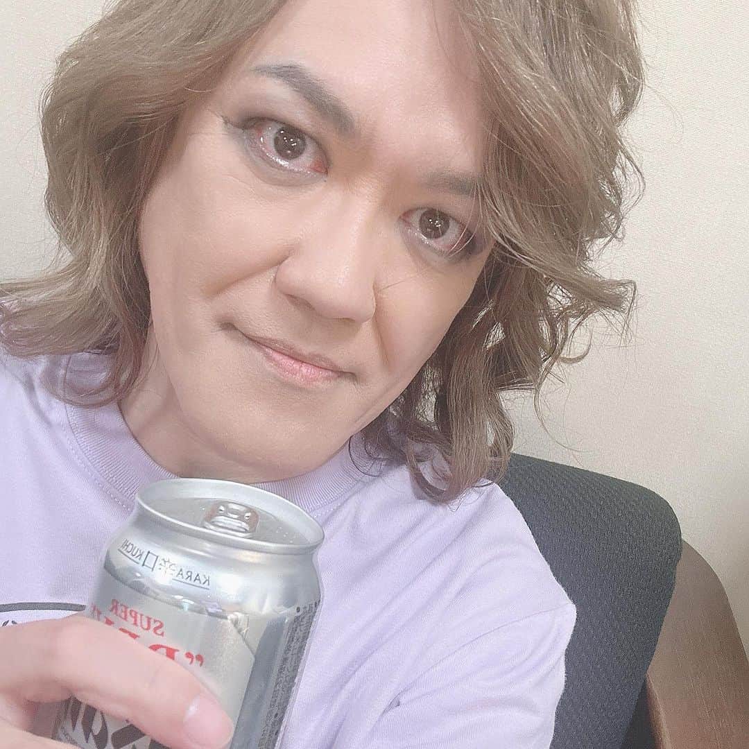 本城聡章さんのインスタグラム写真 - (本城聡章Instagram)「昨夜は筋少🎸 #なんばHatch にて「一瞬！」ツアー #大阪 編お越しいただきありがとうございました😉Sold outありがとう！😆また来年！§ԾᴗԾ§ #筋肉少女帯 #筋少 #Osaka」11月16日 9時21分 - honjo