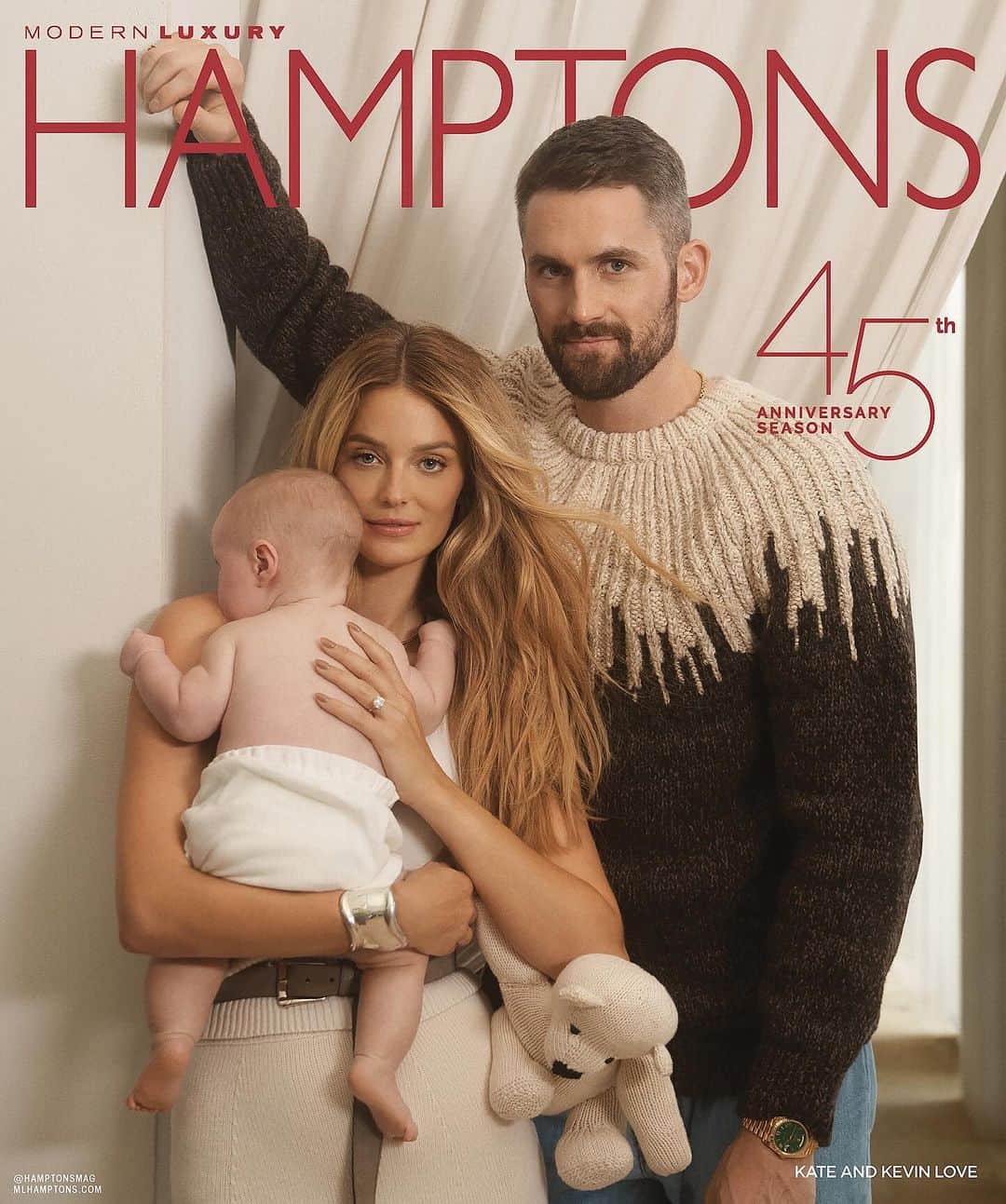 ケイト・ボックのインスタグラム：「A whole lot of Love.  Hamptons Magazine - Family Edition.  With all my favorites, shot by my bestie @alexandramartin 🤍 @hamptonsmag Photography @alexandramartin Styling @charlierincs @courtneydmays  Hair @hairbyduber  Makeup  @taryllatkins   Editor @phebewahl」