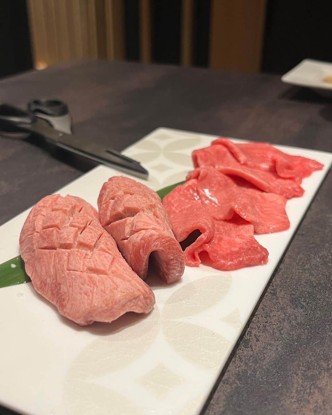 SHIHOさんのインスタグラム写真 - (SHIHOInstagram)「. . #dinner 🍴 . 麻布十番で焼肉day💞 (( @yakiniku__kokuto_an )) . . . 美味しい焼肉が食べたくなって こちらのお店に行ってきました🍴 お肉も柔らかくてとってもおいしかった〜🩷 . . PR @yakiniku__kokuto_an #麻布十番ディナー #六本木ディナー #焼肉デート #生ユッケ #個室焼肉 #六本木焼肉 #麻布十番焼肉 #焼肉黒十庵」11月16日 0時40分 - cham_pipi
