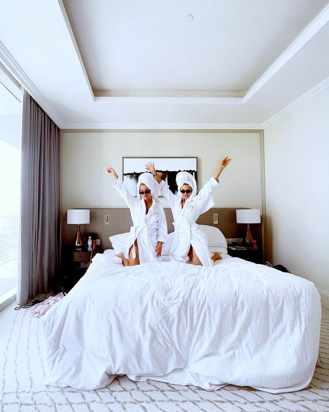 Keelaのインスタグラム：「👑 Staycation 👑」