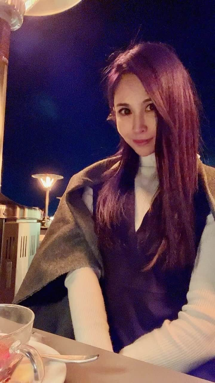 越野矢素子のインスタグラム：「久しぶりに 『k36the bar』 秋も深まって来て良い感じの夜でした🍂✨」