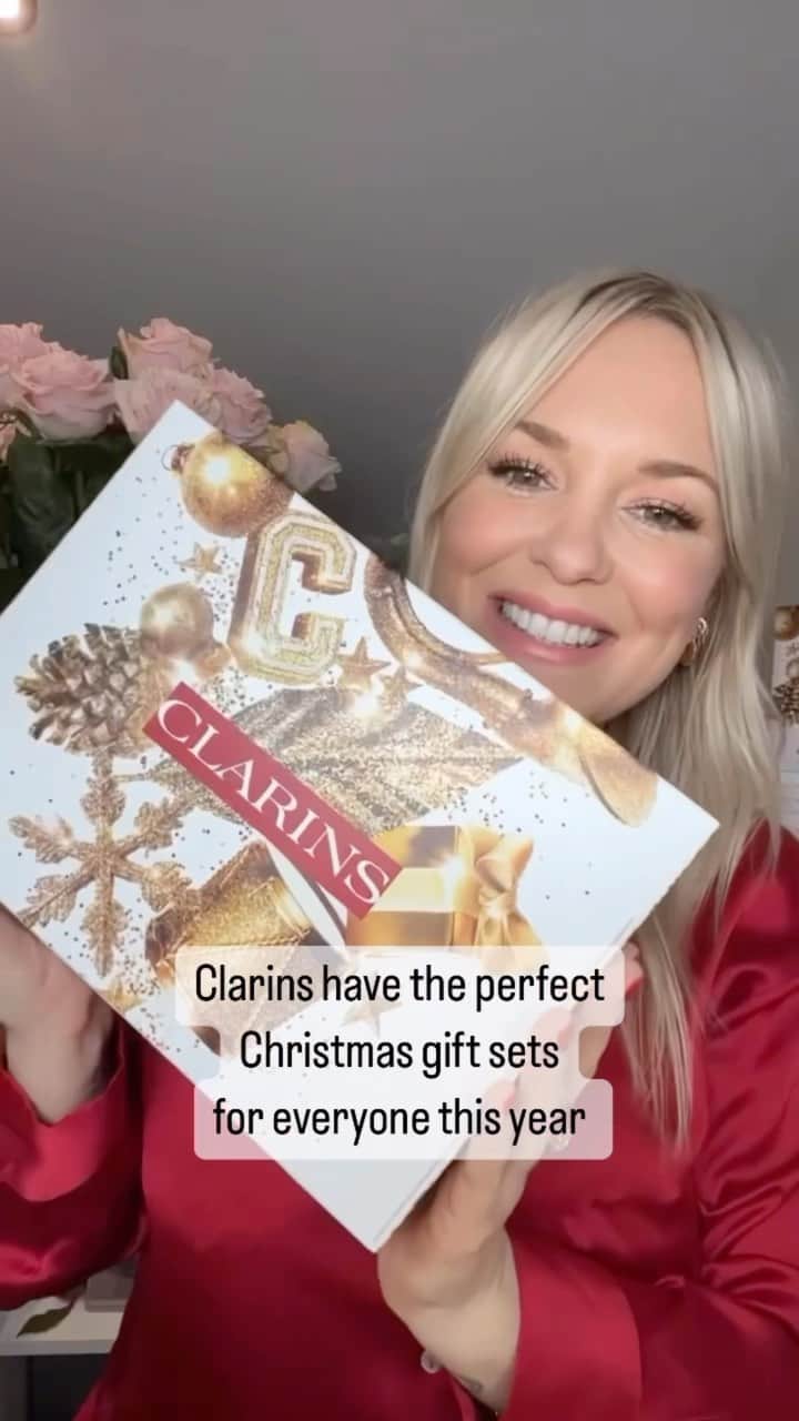 ClarinsUKのインスタグラム：「Stuck for ideas for presents? 🎁  @cherwebbmakeup has picked out her favourite Clarins sets this year!   Products shown:  🩷 Double Serum 50ml Collection  🩷 Body Care Collection  🩷 Iconic Lip Duo Stocking Fillers 🩷 Prime & Pout Stocking Filler  🩷 ClarinsMen Start-Up Collection  #Clarins #Christmas #Presents #MakeUp #Skincare」