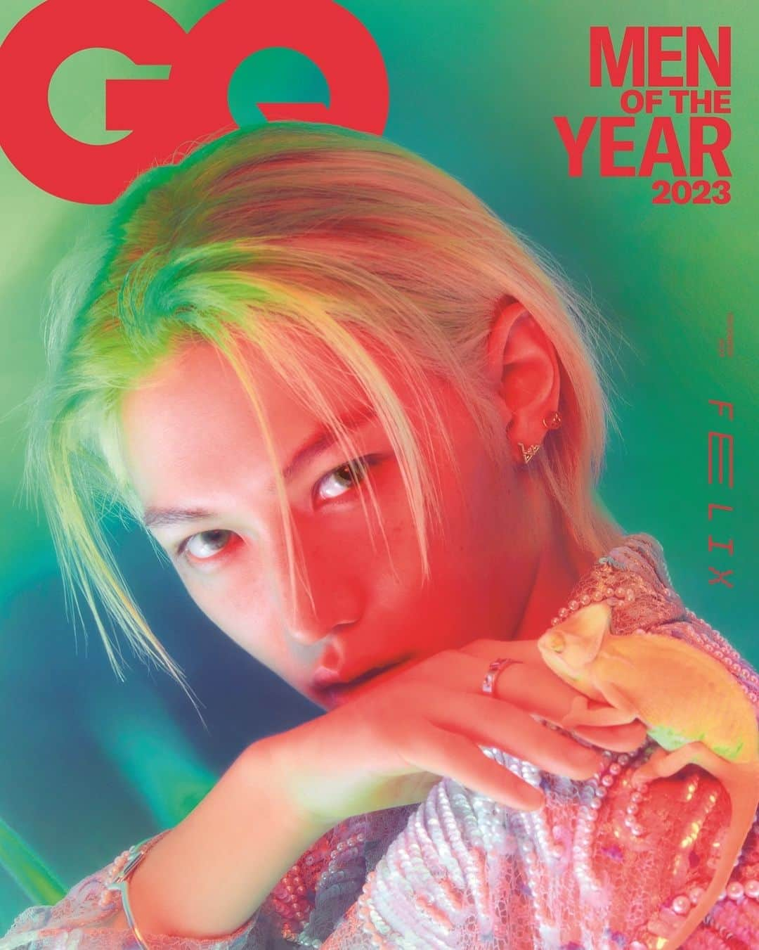 allkpopTHESHOPのインスタグラム：「Get the limited edition #STRAYKIDS #FELIX Cover: #GQKOREA Dec 2023! Preorder yours today!」