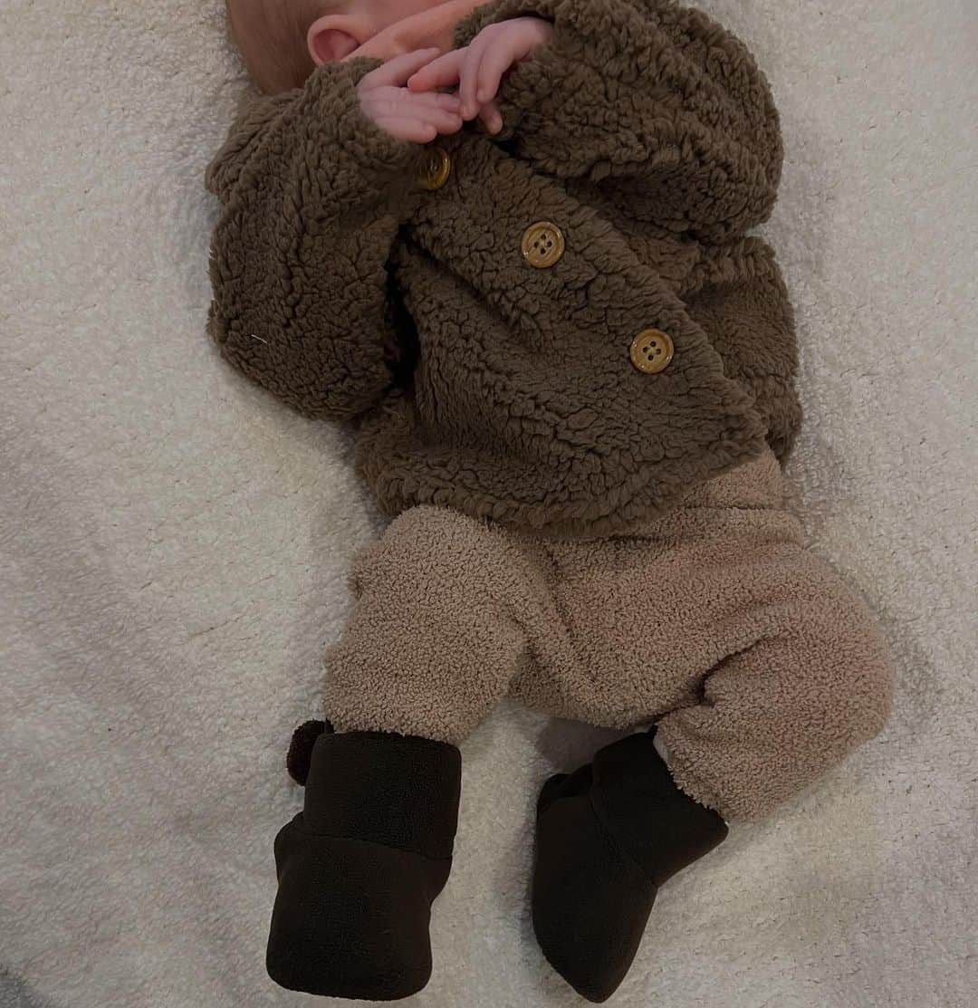 Lauren Elizabethさんのインスタグラム写真 - (Lauren ElizabethInstagram)「two months 🤍🧸」11月16日 2時51分 - laurenelizabeth