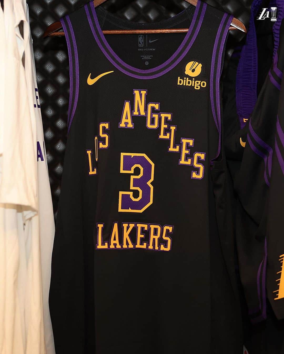 Los Angeles Lakersさんのインスタグラム写真 - (Los Angeles LakersInstagram)「The court. These jerseys. This team.」11月16日 2時54分 - lakers