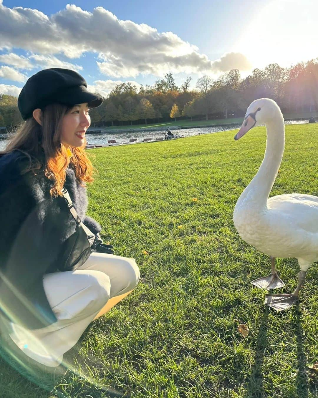 杉山由紀子のインスタグラム：「📍ヴェルサイユ宮殿(Paris)  向き合って、カメラ目線で可愛いやつ💓🦆  まいこさんが可愛すぎて☺️ 勝手にこれお気に入り🌟  #travel #trip #旅行 #旅女 #旅 #女子旅 #フランス #Paris #パリ #ヨーロッパ #ヨーロッパ旅行 #ヴェルサイユ宮殿 #chateaudeversailles」