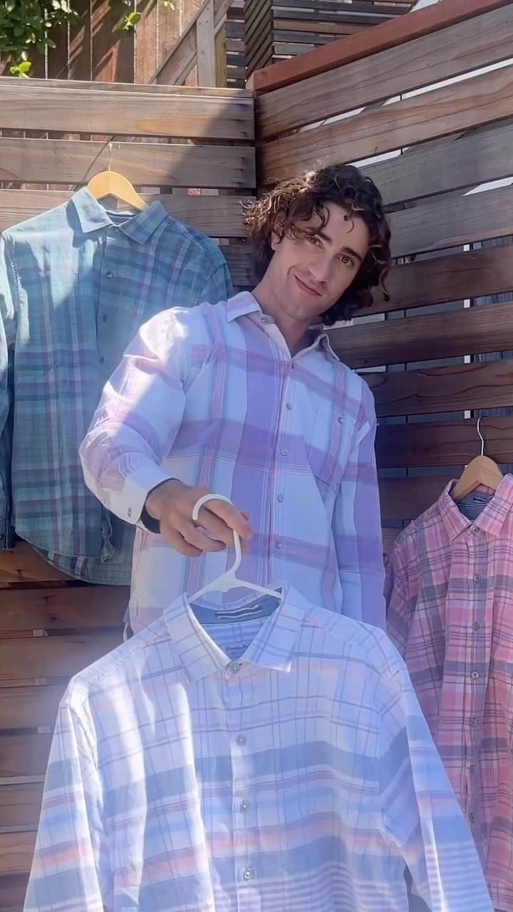 トミー バハマのインスタグラム：「Coastline Cord shirts are a fall must-have—if you could only have one, which tried-and-true plaid would you choose?」