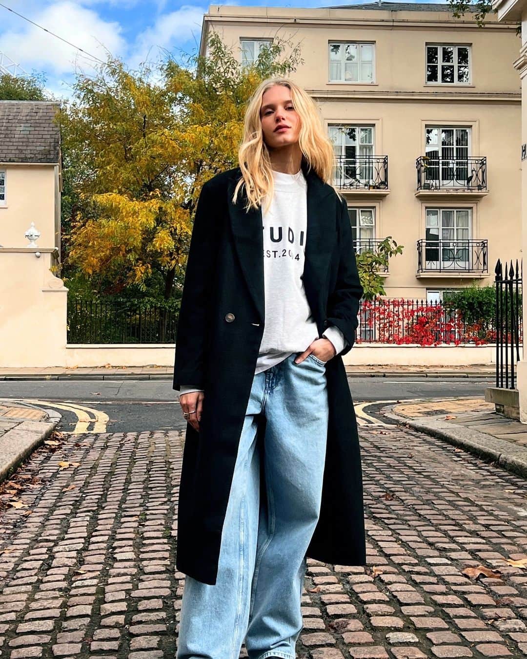 トップショップのインスタグラム：「Staple AW coat? Check.  Longline double breasted coat [126994506]」