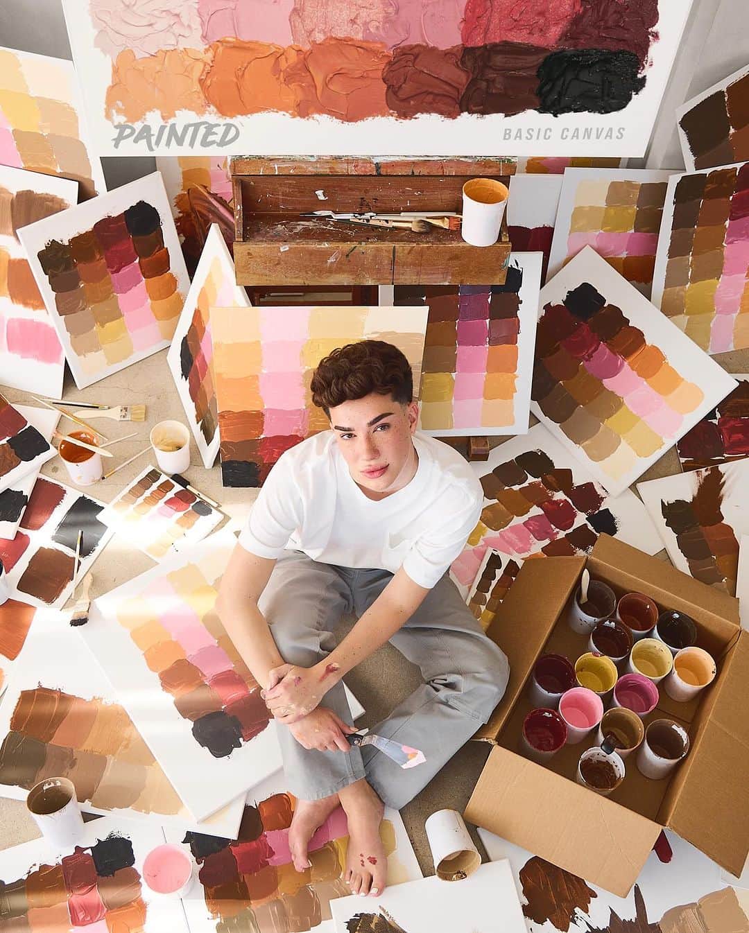 ジェームス・チャールズさんのインスタグラム写真 - (ジェームス・チャールズInstagram)「THE BASIC CANVAS is officially HERE! 🥳🎨 Shop now at ➡️ painted.co 🤍 24 perfect neutral shades, mattes & shimmers, for any makeup artist. Because isn’t the makeup you wear most just… basic? 😏」11月16日 3時14分 - jamescharles