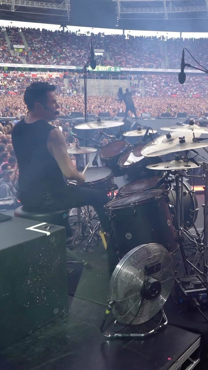 The Scriptのインスタグラム：「@glenofthepower , the legend 🥁#NationalDrummerDay」
