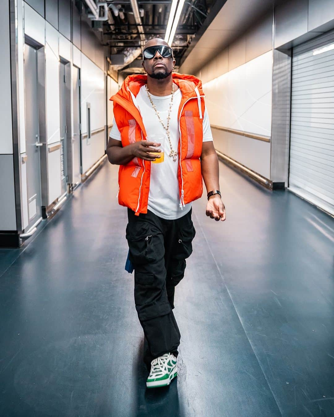 ワイクリフ・ジョンのインスタグラム：「Ms. Lauryn Hill & The Fugees Tour 2023 @rogersarena 📍 Vancouver  #Refugees #Fugees  @fugeesworldwide   @stoneisland_official @louisvuitton @loewe #Styledbyche 📸 @thruhazeleyes_」