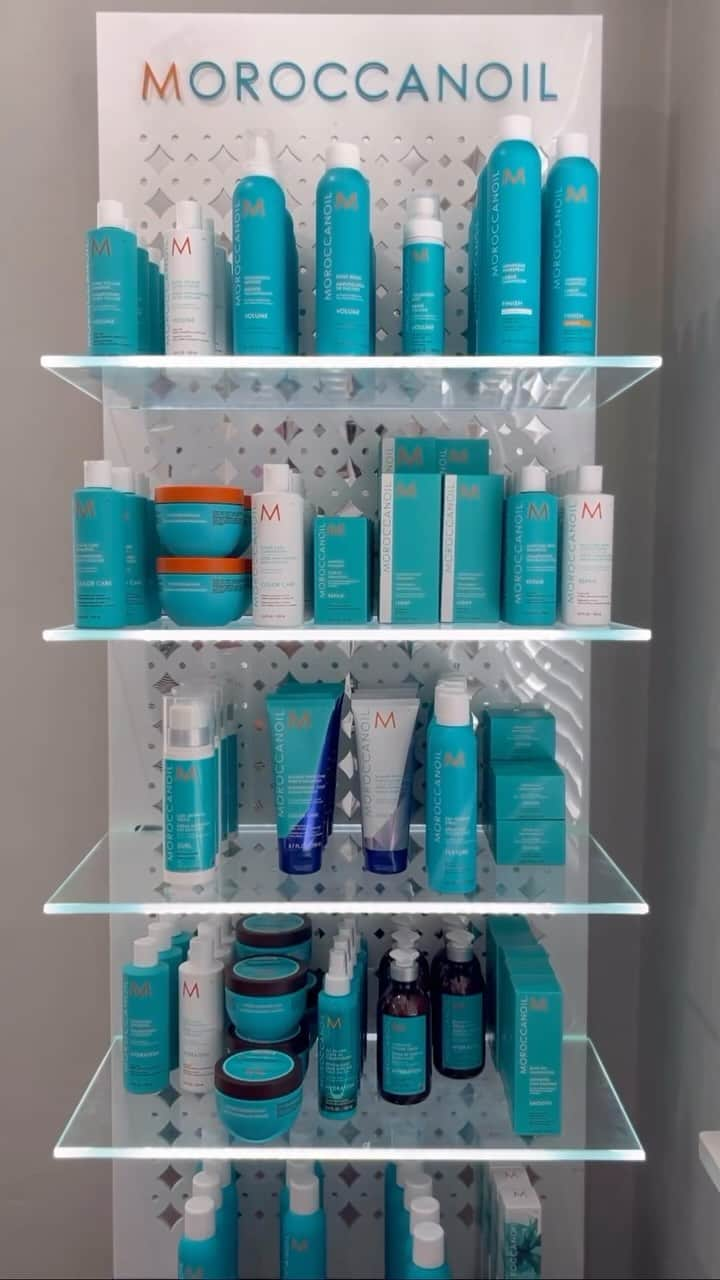 Moroccanoilのインスタグラム：「Can’t stop watching this salon restock. (And planning a little restocking of our own…Cyber Week is right around the corner 🤫)  🎥: @thebeautysociety.shelby」