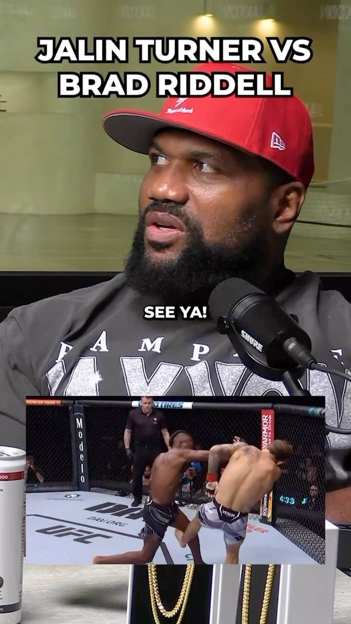 クイントン・ジャクソンのインスタグラム：「@rampage4real and @beardegidio react to @thetarantula fight highlights with him. 😳👀🍿🤯  📲 watch full episodes - Link in bio. 😳  #jaxxonpodcast #jaxxon #podcast #trending #ufc #ufcfighter #mmafighter #mmatraining #rampage #tarantula」