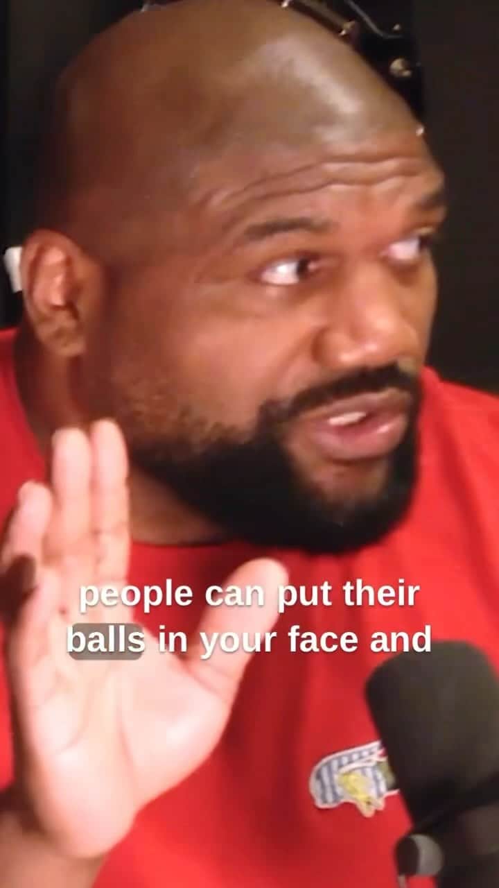 クイントン・ジャクソンのインスタグラム：「King Of Jujitsu @gordonlovesjiujitsu does NOT put his balls in @rampage4real face 🤣 but he does talk with me in a New Episode Tomorrow (THURSDAY 12:01am)-LINK IN BIO!  #jujitsu #bjj #mma #ufc #combat #CrissAngel #rampagejackson」