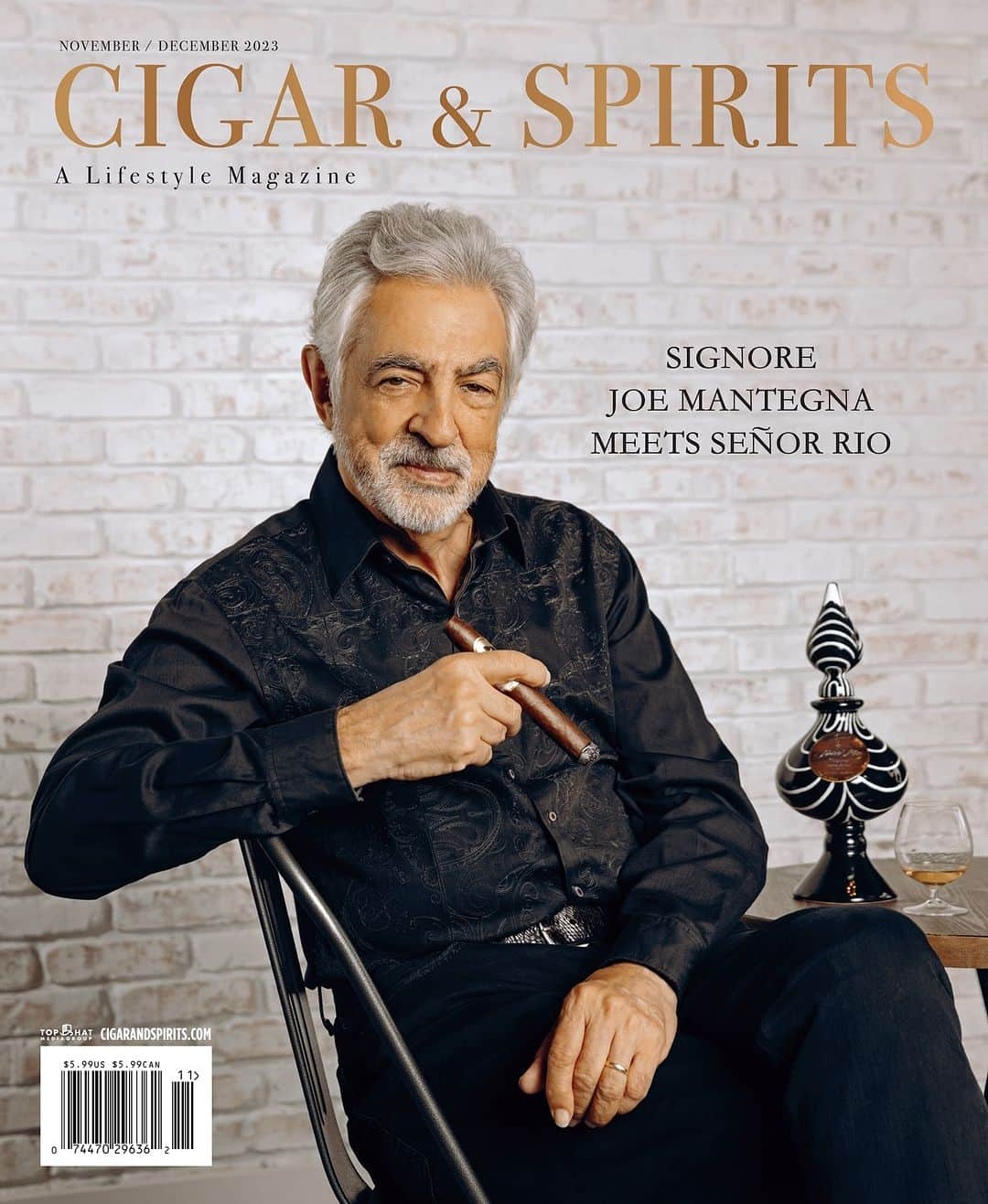 ジョー・マンテーニャのインスタグラム：「@cigarandspirits @senorriotequila」