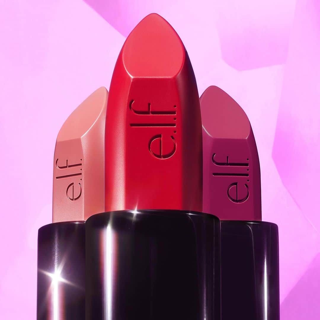 e.l.f.のインスタグラム：「Give the gift of glam this season! 🎁💄✨ From new lip drip to holiday sets, we have all the holy-grail gifts at OMG values! 🙌  O FACE Satin Lipstick is perfect for achieving that kissable, mistletoe-worthy pout! ❄️ Swipe on bold, satin-finish color in a comfortable formula that lasts! 💋   Shades featured:  ❤️ Feeling Myself ❤️ No Regrets ❤️ Untamed   Tap to shop for only $9! 😍 #elfcosmetics #eyeslipsface #elfingamazing #crueltyfree  #vegan」