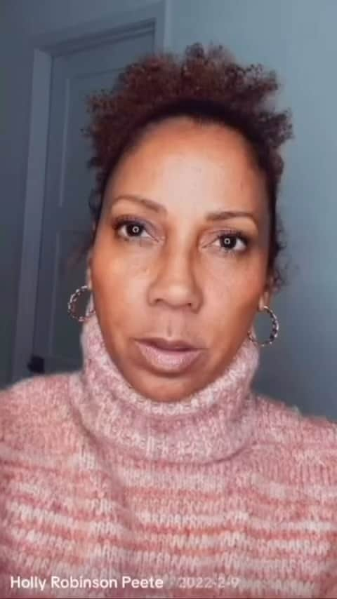 エリカ・キャンベルのインスタグラム：「Whew🔥👏🏾❤️🥹 thank you for this @hollyrpeete  Sound by @kishajohnson 💪🏾💪🏾these captions hit different  Y’all repost this and watch it anytime you tell yourself I’m just a mother! We birth and nurture life in our womb. We are built to endure. We are strong! LIFE literally grows within us. That is a blessing and a gift! God created us with superhuman qualities. Don’t take it lightly! Oh, and your emotions are not a curse! God gave us our emotions. Our responsibility is to not let our emotions run us, or stop us!   We are fearfully and wonderfully made in the image of our master savior creator! go ahead Mama be great!! STAND STRONG!!」