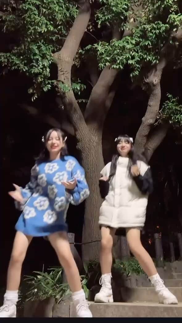 のインスタグラム：「🩵🩶🩵🩶🩵🩶  れいまう  #tiktok #リール #reels #cover #08 #女子力アップ #おすすめ #れいまう #girlfriend  #style  #stylefashion  #highschool  #mau  #game  #lovelygirl   #followme  #heart  #please」