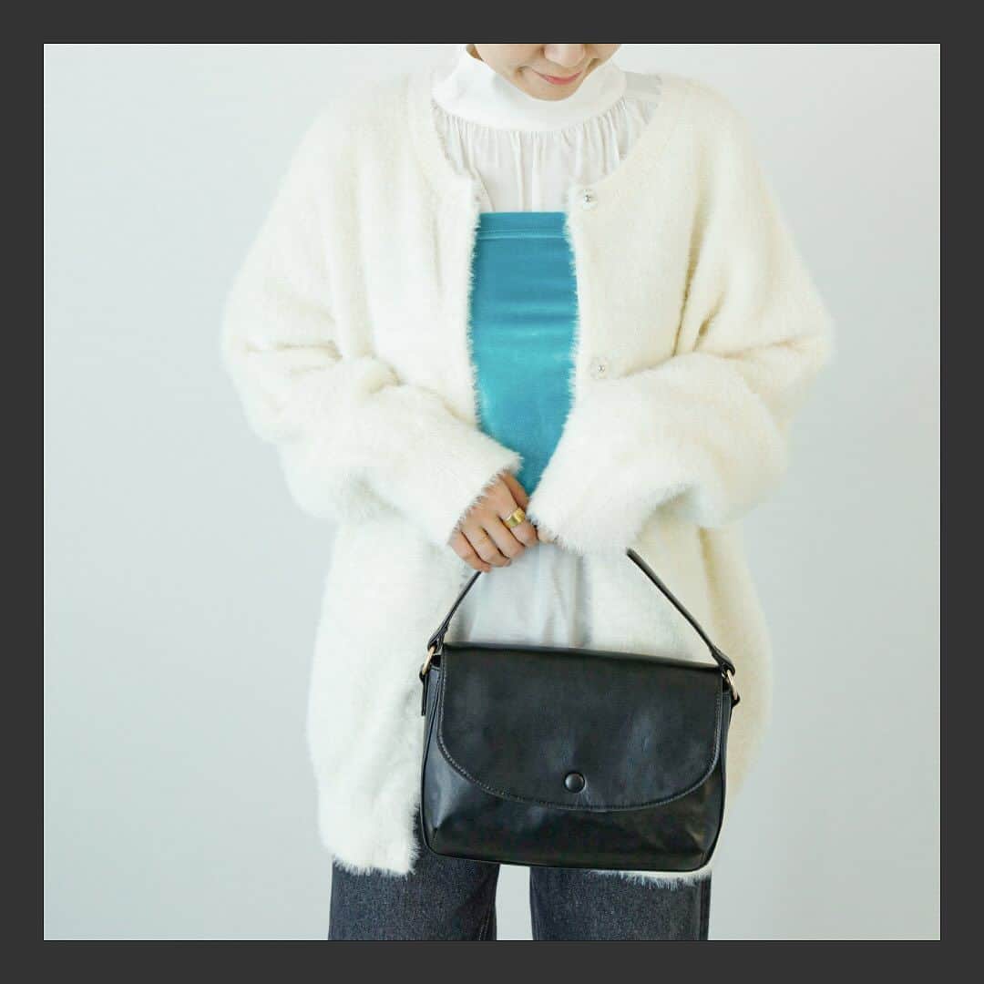 Lugnoncure（ルノンキュール）さんのインスタグラム写真 - (Lugnoncure（ルノンキュール）Instagram)「.  ◆CAN BLACK FRIDAY◆ ⁡ 11/16(木)～11/26(日)限定のお得なイベントを開催！ ⁡ 今から使える冬物アイテムが特別価格でお求めいただけます。 ぜひこの機会に冬のお買い物をお楽しみください♩ ⁡ —————————————— ⁡ 〇フェザーミドル丈スナップ釦カーディガン No.1610256 ▶ブラックフライデー特別価格 ¥4,400(tax.incl) ⁡ 〇ワイドリブ切替ボトルネックニット No.1610262 ▶ブラックフライデー特別価格 ¥2,970(tax.incl)  —————————————— ⁡ その他お買い得なアイテムも多数ご用意しております。 ぜひお近くのショップへお立ち寄りください。 ⁡ #lugnoncure #ルノンキュール #ブラックフライデー #キレイめカジュアル #オフスタイル #休日コーデ #大人カジュアル #カジュアルコーデ #トレンド #2023aw #canshopig」11月16日 18時01分 - lugnoncure