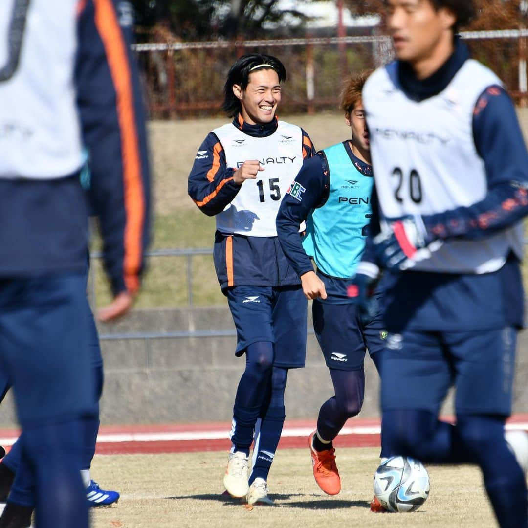 AC長野パルセイロさんのインスタグラム写真 - (AC長野パルセイロInstagram)「. 🟠2023/11/16 Training!! . 😆❤️‍🔥 . . ▼next match▼ 11/19(日)14:00 vs北九州🏟長野U . . #長野をオレンジに #prideofnagano #acnp #パルセイロ #ac長野パルセイロ #長野 #jリーグ」11月16日 18時01分 - acnaganoparceiro.official