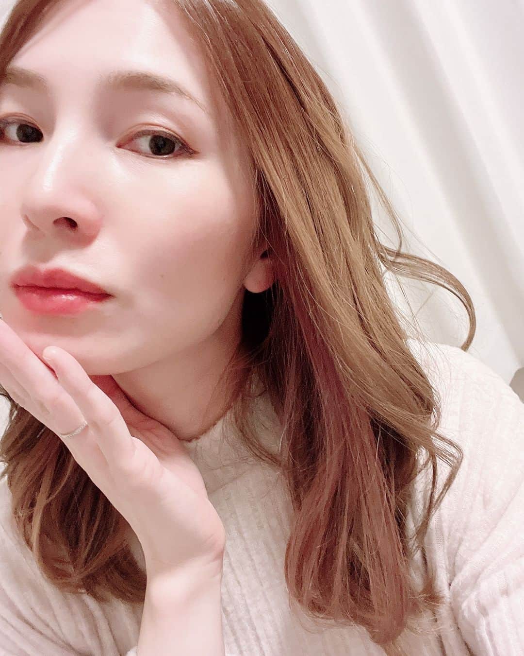 中田有美のインスタグラム：「カラー可愛くて大満足🩷🩵  #ヘアカラー #インナーカラー」