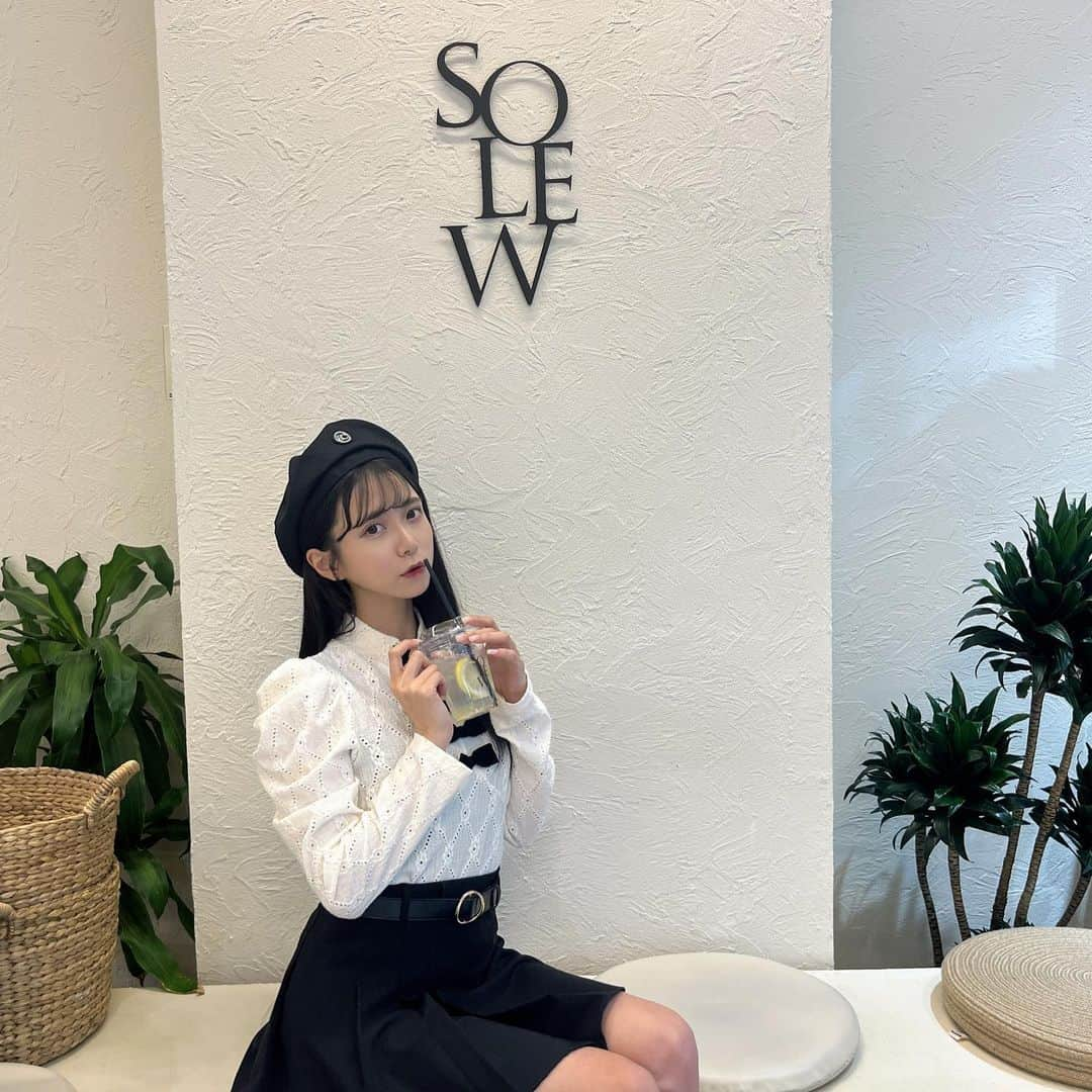 島袋香菜さんのインスタグラム写真 - (島袋香菜Instagram)「☕♡  #solew #cafe #韓国カフェ」11月16日 18時09分 - _kanaloco_