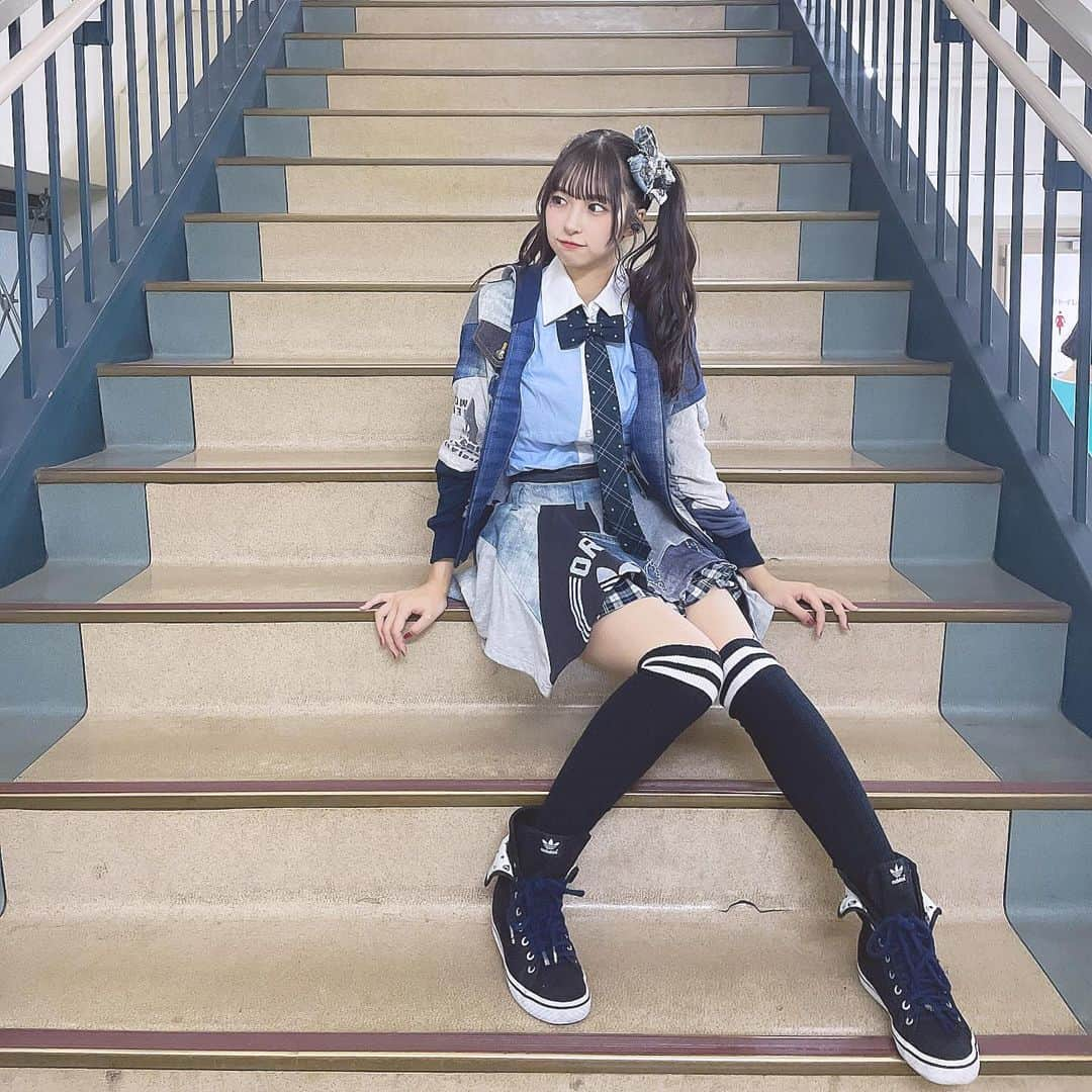 橋本陽菜のインスタグラム：「👼 * 脚長効果ばっちり☺️ * #AKB48武道館 #リクエストアワー #リクアワ  #回遊魚のキャパシティ  #pyonstagram  #AKB48 #アイドル #富山 #富山県 #はるpyon #橋本陽菜 #圧倒的橋本陽菜 #橋本陽菜を広める」